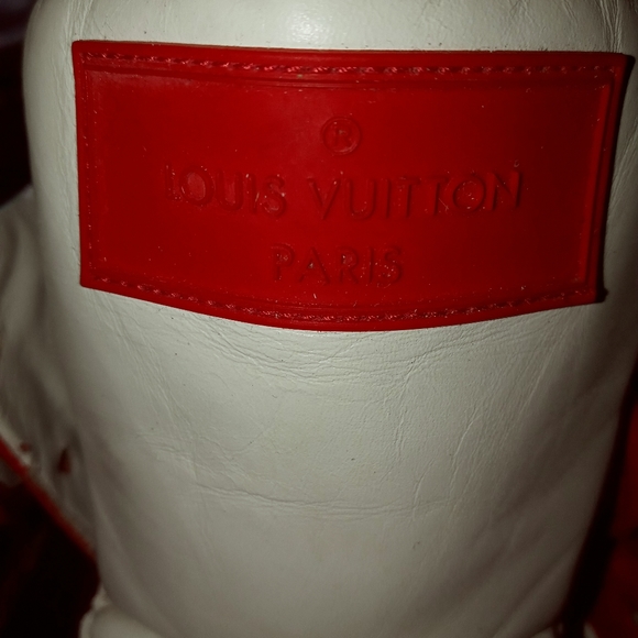 louis Vuitton Mens Mid top sneakers - Picture 7 of 11